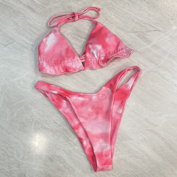 Pink tie-dye bikini with sarong wrap - Picture 3 of 5